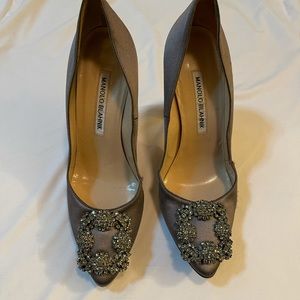 Manolo blahnik hangisi pump 105mm